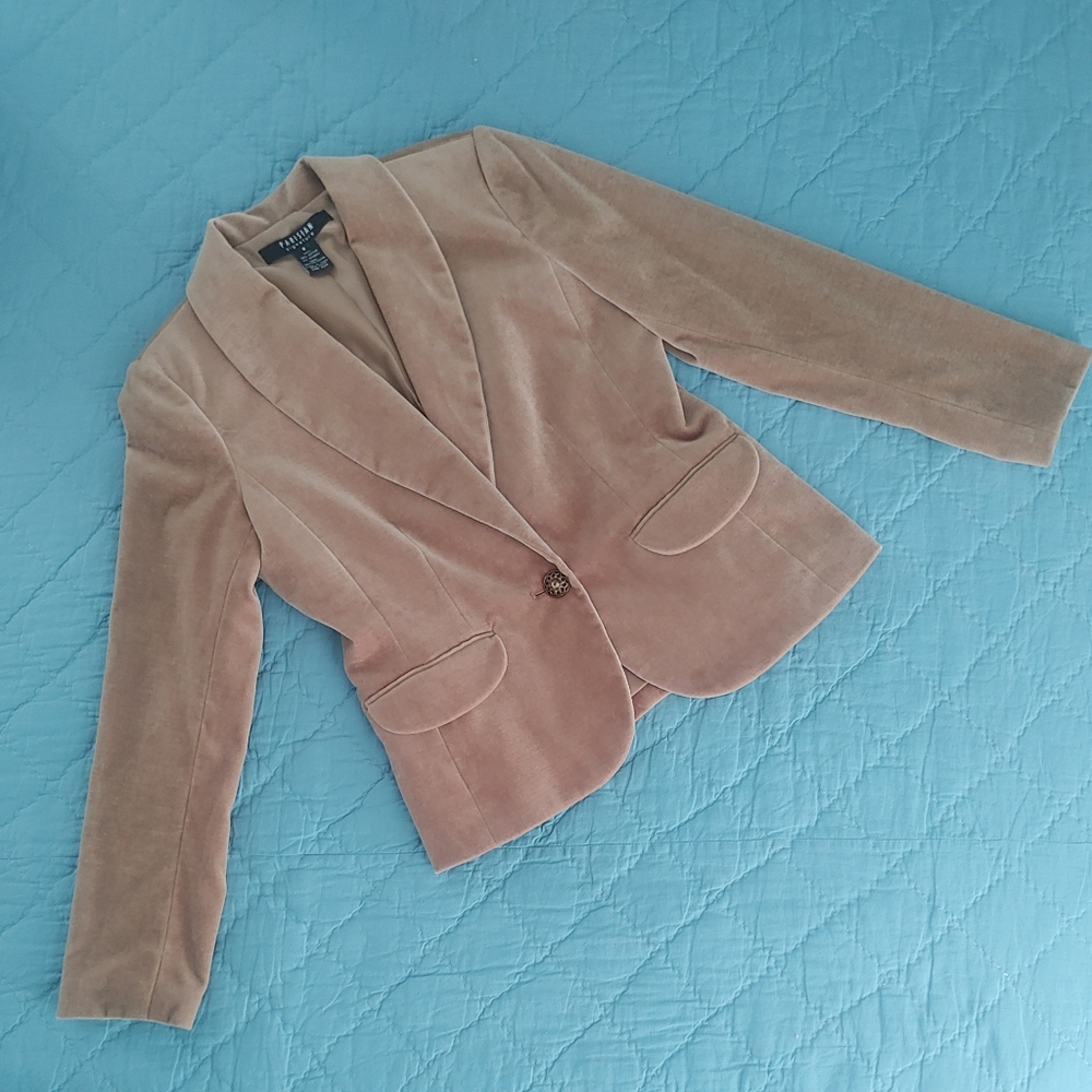 Parisian Tan Women's Velvet Blazer One Button Size 8